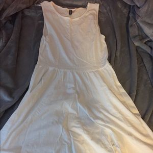 🧡3 for $25🧡 White high-low H&M divided dress